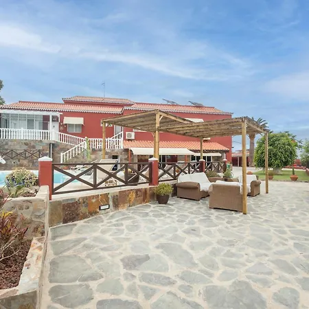 Montana Negra I شقة *