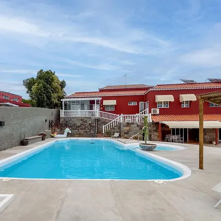 شقة Montana Negra I *